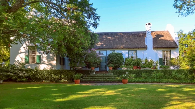 Chart Knowle, Somerset West