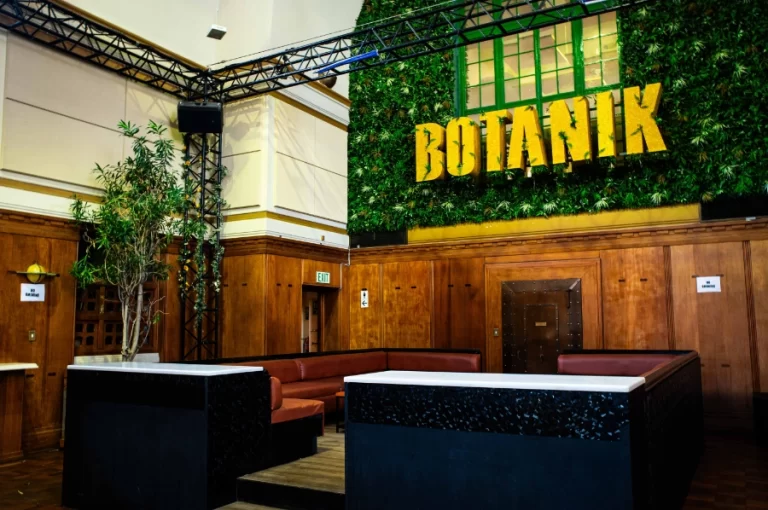 Botanik Social Club