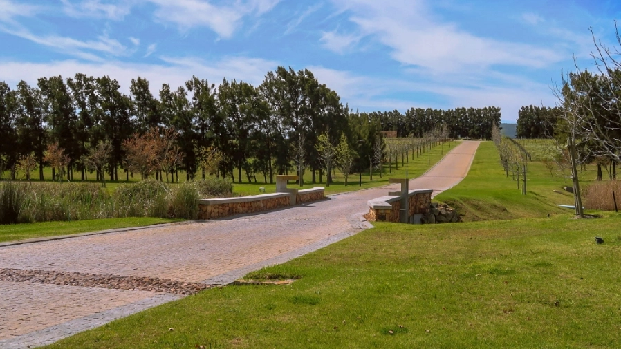 Anura-Access-Road9
