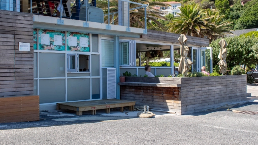 The-Beach-Bar-05