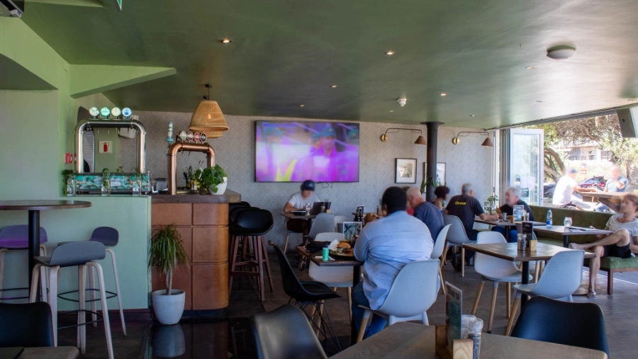 The-Beach-Bar-16