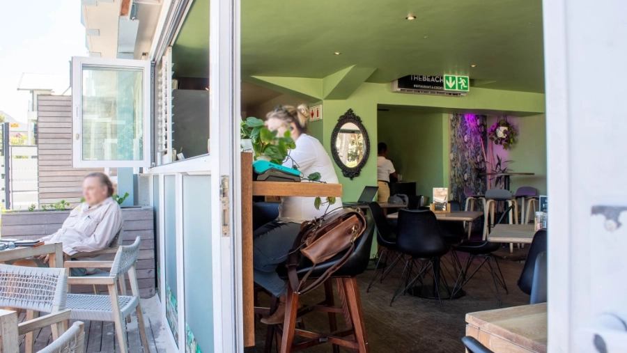 The-Beach-Bar-27
